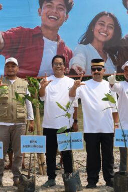 Kantor Regional I InJourney Airports Tanam 10.000 Mangrove di Pantai Api-api, Total 54.000 Pohon di Kabupaten Tangerang 